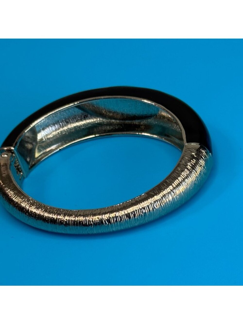 Black Enamel Pave Sparkling Crystals Hinged Bangle Bracelet 7" Luxury Statement - Picture 5 of 6
